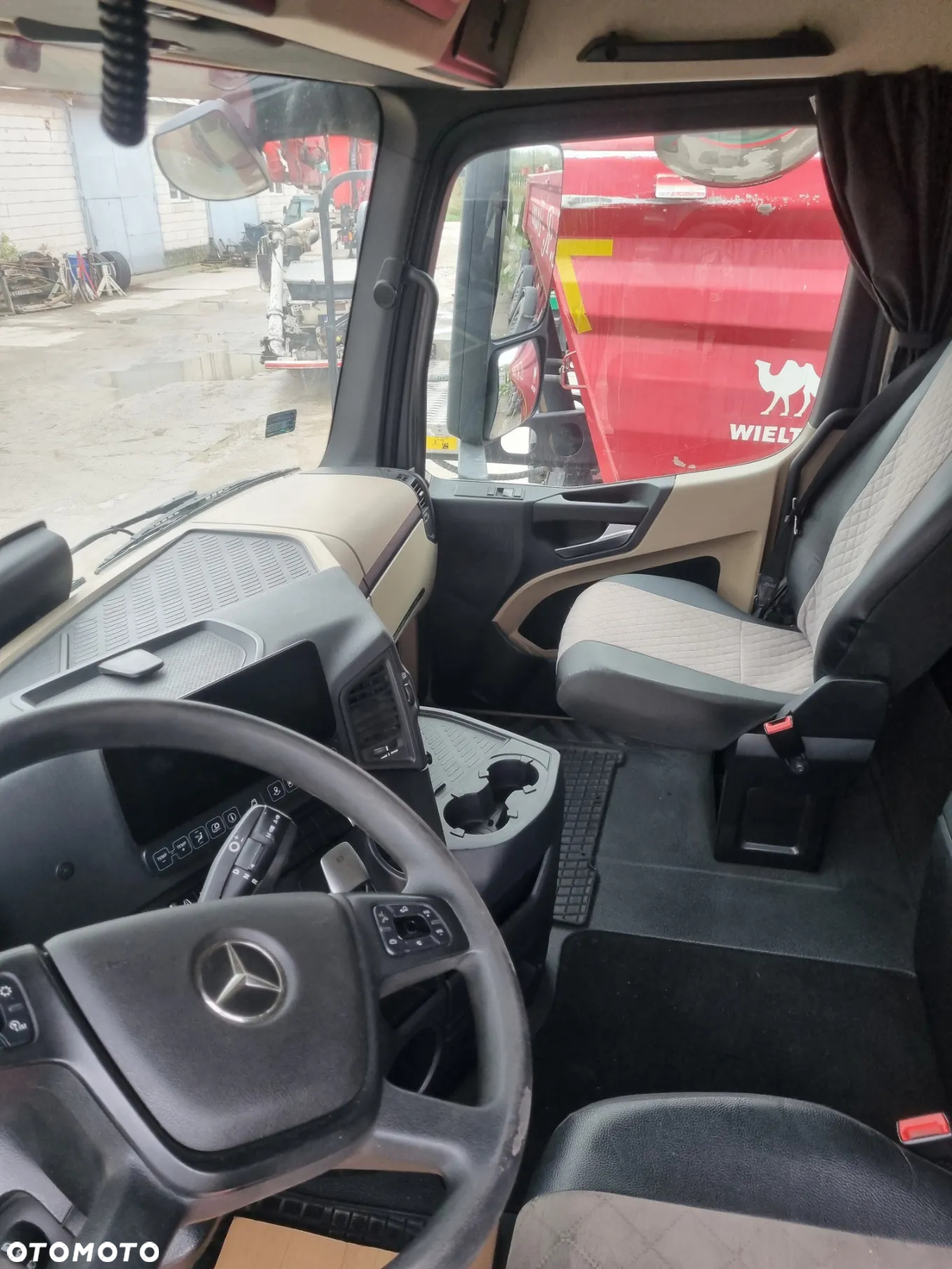 Mercedes-Benz Actros MP5 - 6