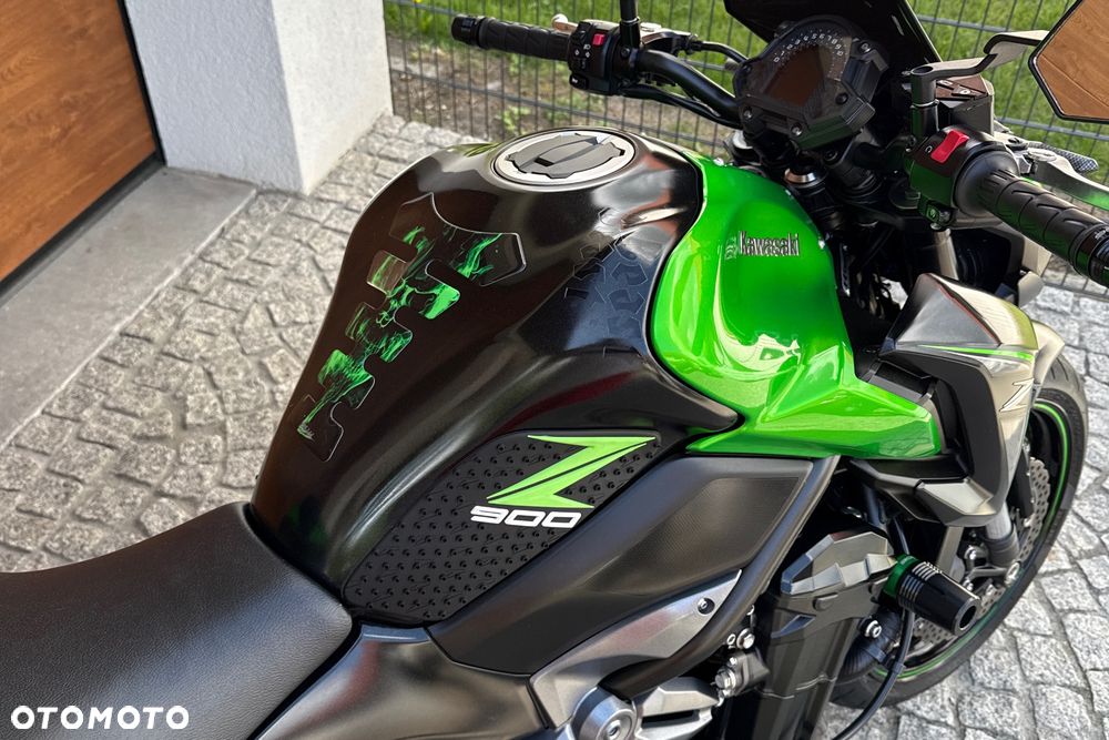 Kawasaki Z 900 - 10