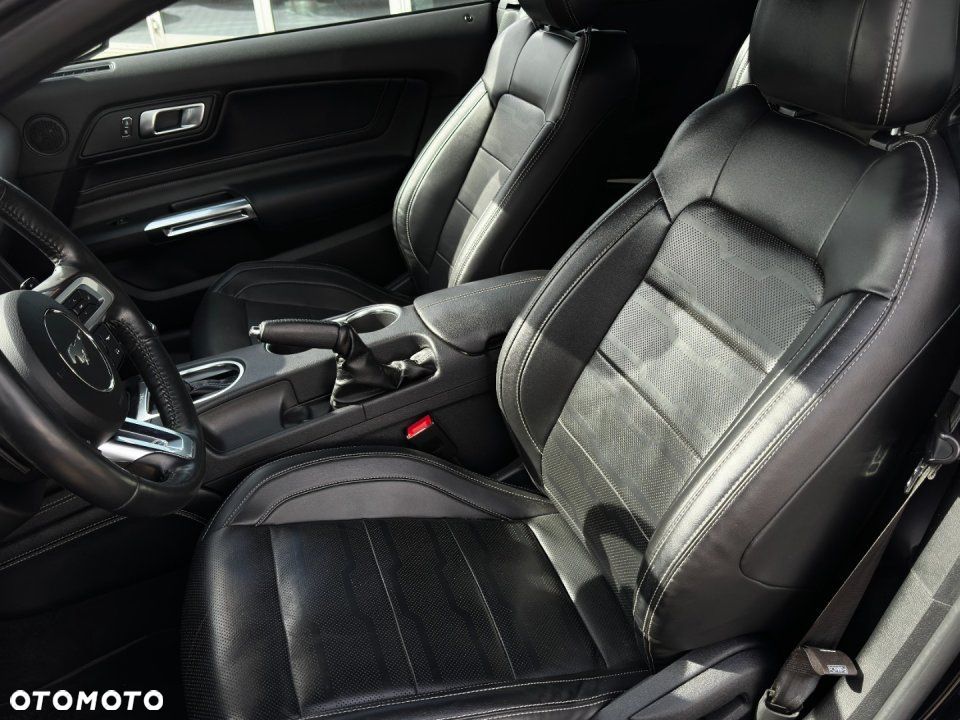 Ford Mustang - 14