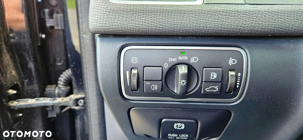 Volvo XC 60 D4 Geartronic Momentum - 25