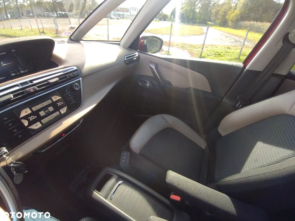 Citroën C4 Picasso 1.6 THP Exclusive S&S EAT6 - 11
