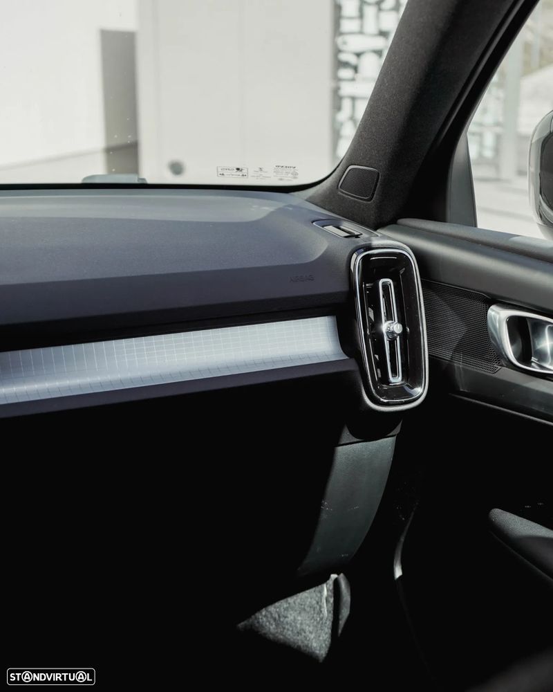 Volvo XC 40 1.5 T5 PHEV Inscription - 36