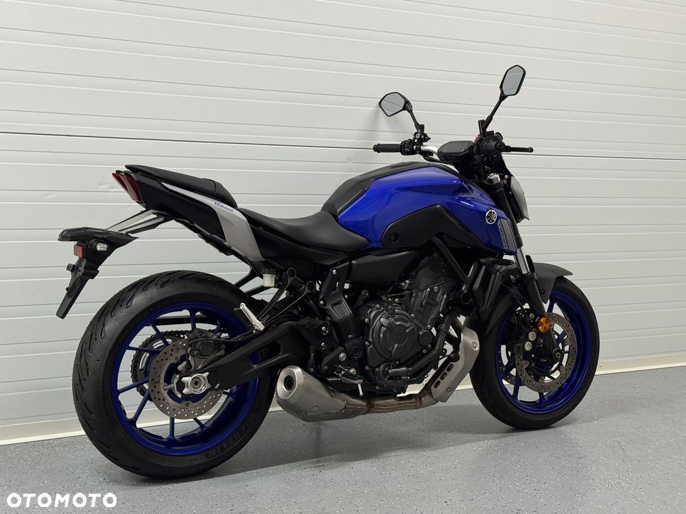 Yamaha MT - 4