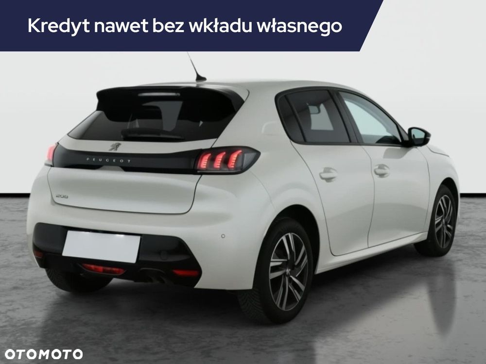 Peugeot 208 - 7