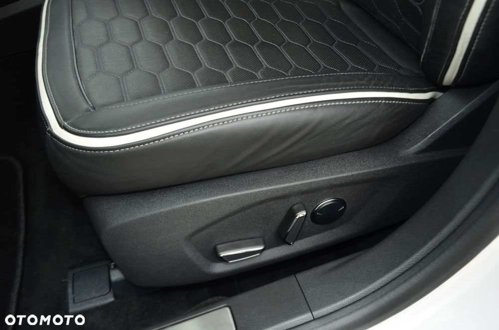 Ford Mondeo - 33