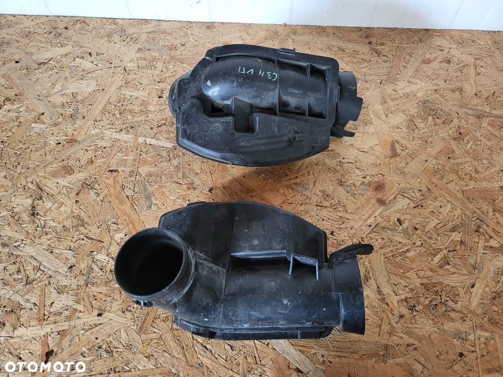 Rezonator powietrza Citroen C3 II 1.6 VTI - 1