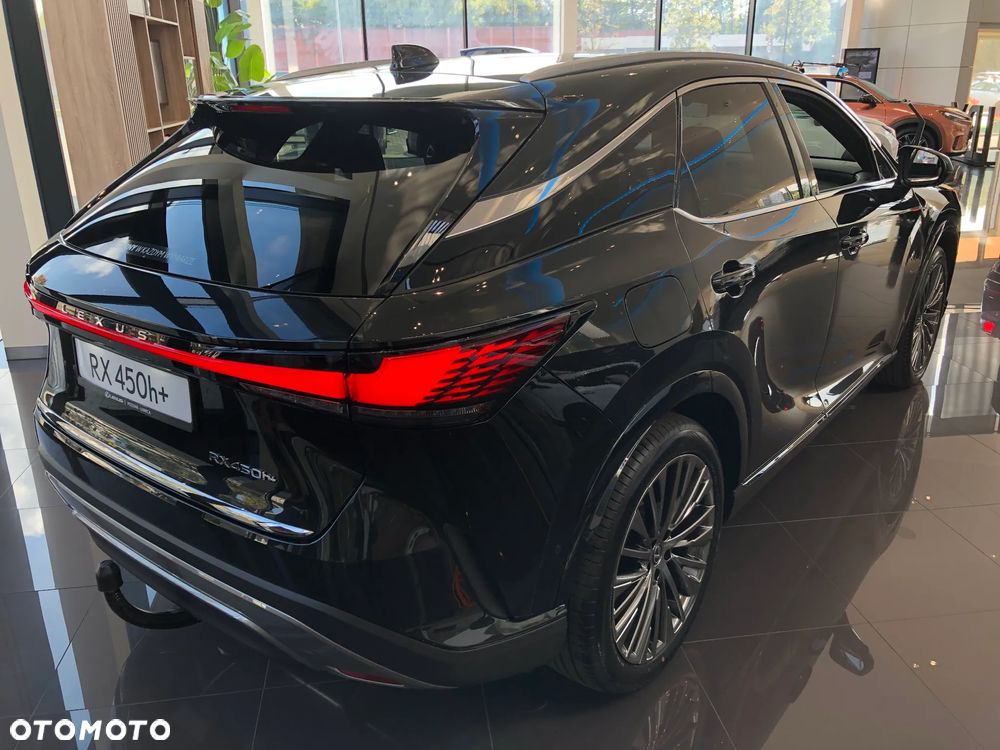 Lexus RX 450h+ Omotenashi - 4