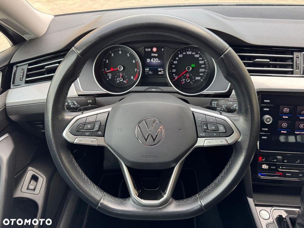 Volkswagen Passat 2.0 TSI Business DSG - 17