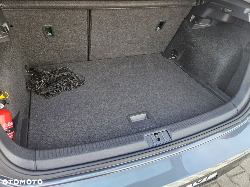 Volkswagen Golf 1.0 TSI Trendline - 32