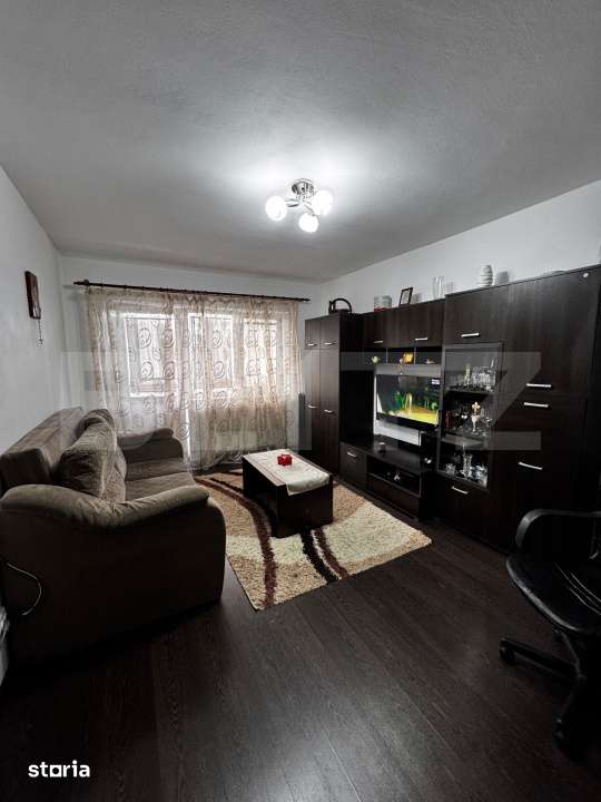 Apartament cu 2 camere, 50 mp, parcare, zona Blocuri — fotografia 1