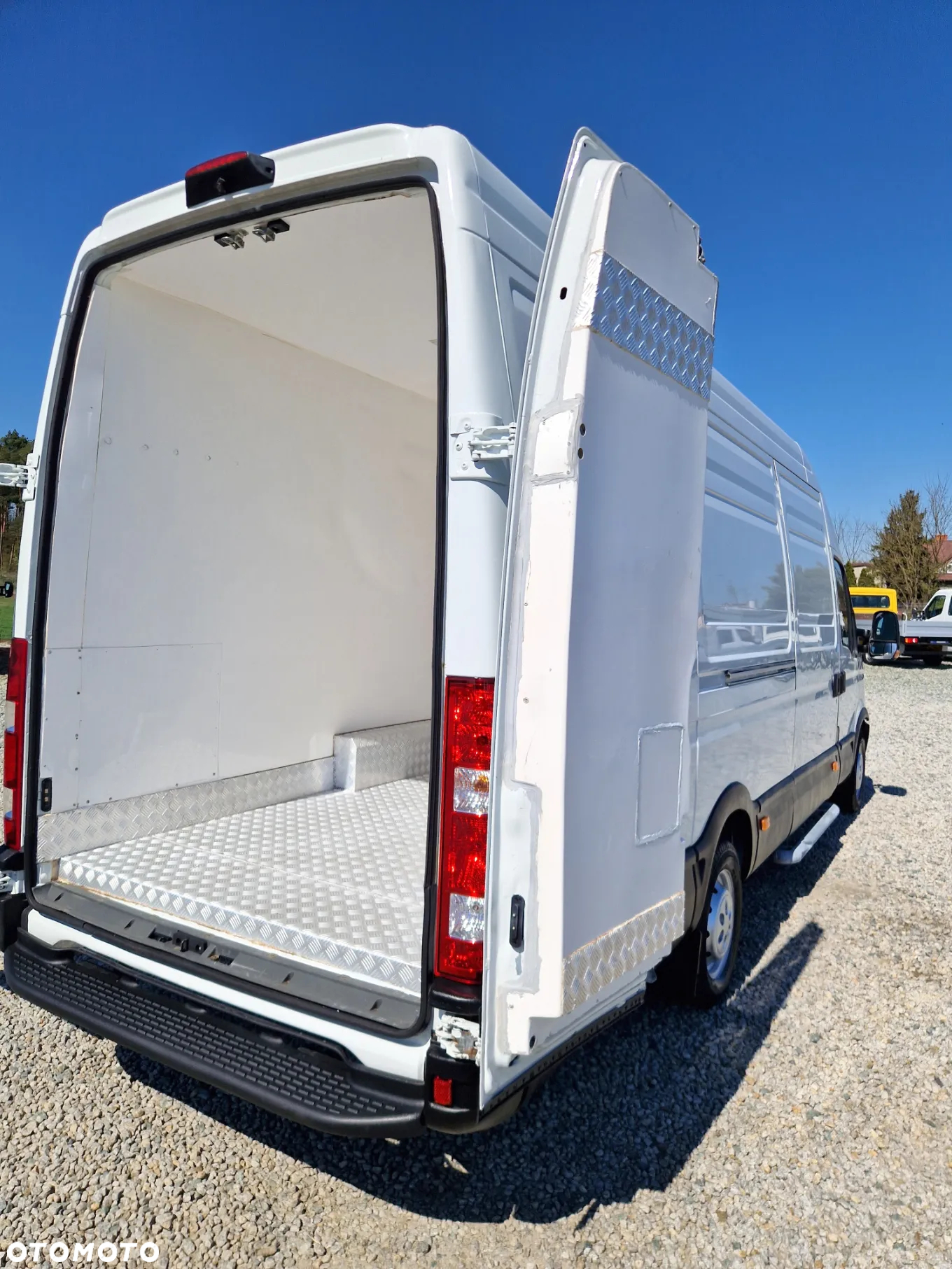 Iveco 35S15 2,3 HPI 150 KONNY MAX MAXI CHŁODNIA THERMO KING V 300 MAX 133T/KM PRZEBIEGU GWARANCJA KAMERA - 33
