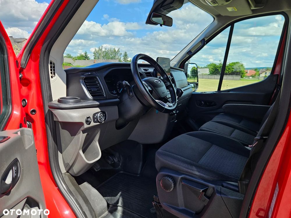 Ford Transit - 27