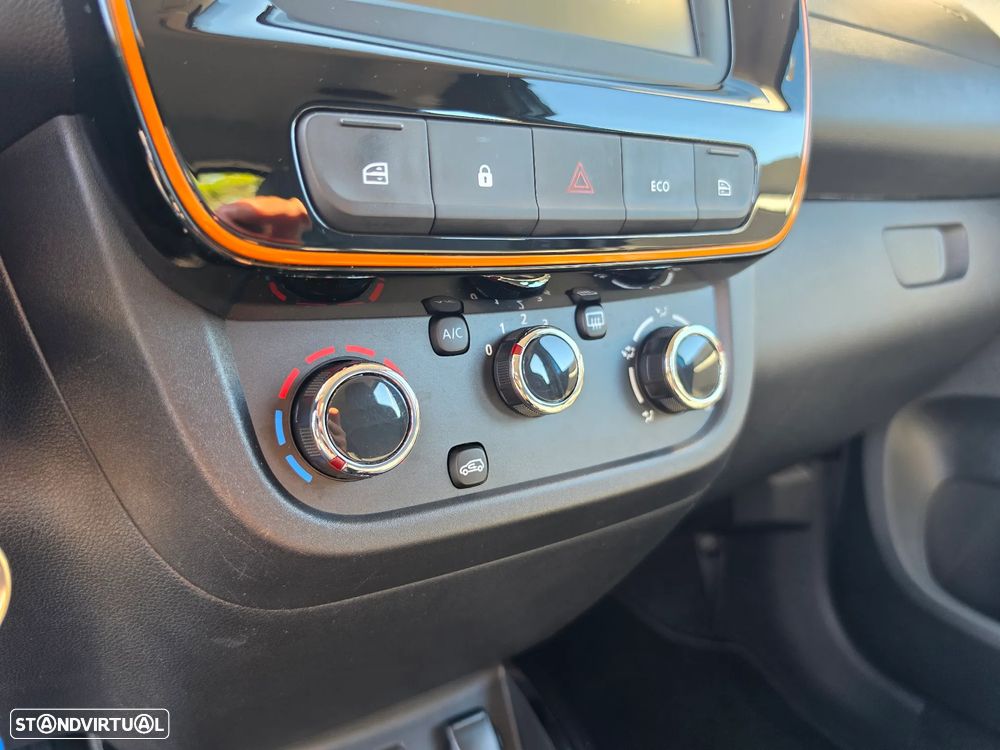 Dacia Spring Comfort Plus - 24
