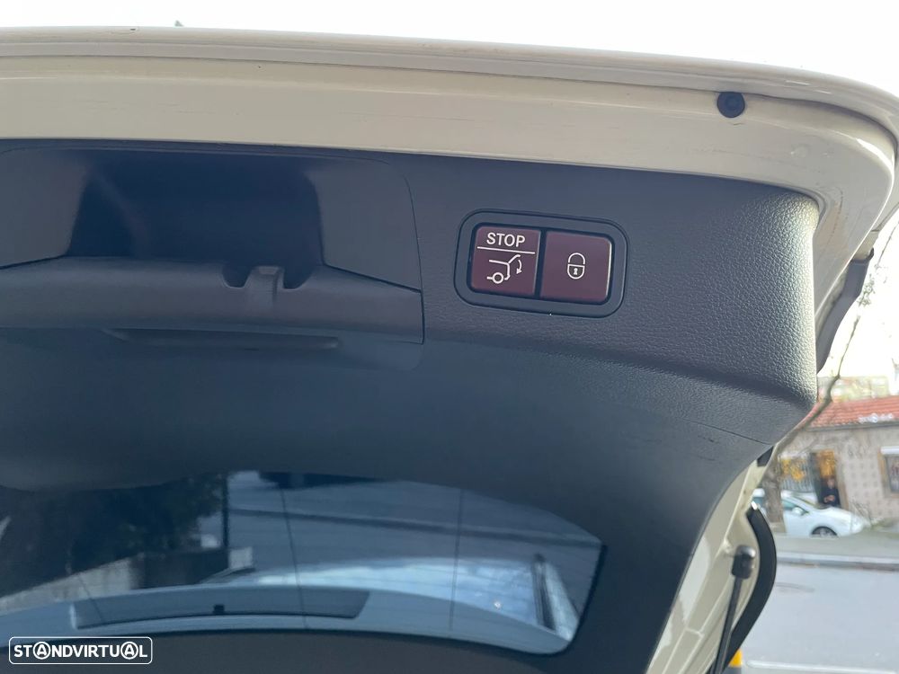 Mercedes-Benz C 200 BlueTEC AMG Line Aut. - 31