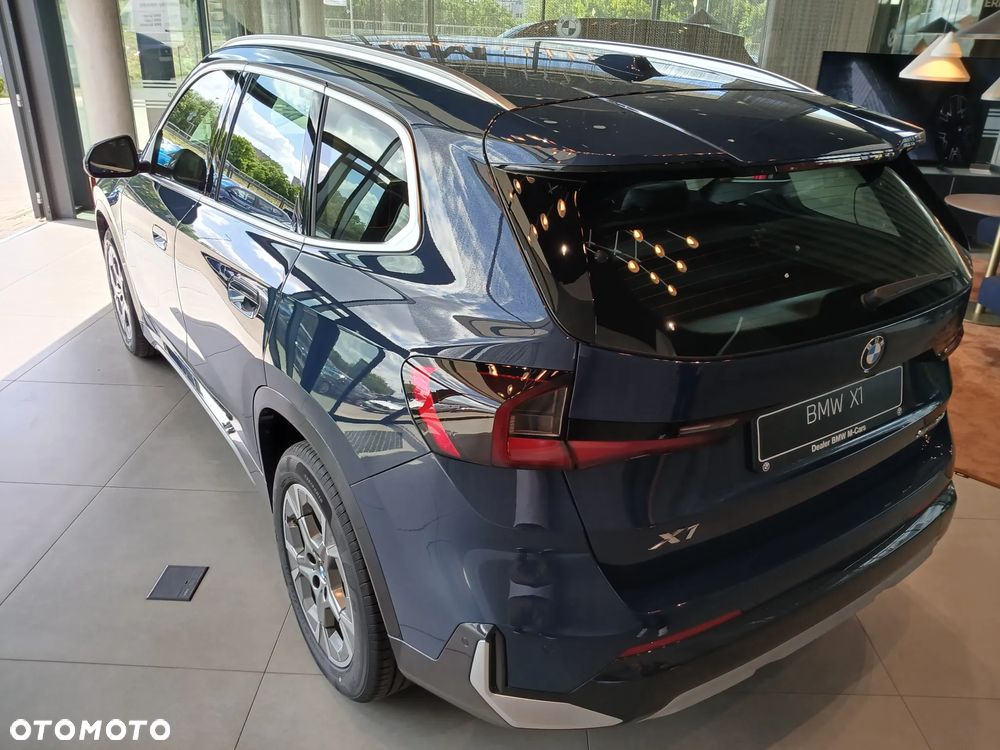 BMW X1 sDrive18i xLine - 12
