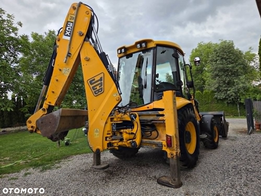 JCB 3CX - 6