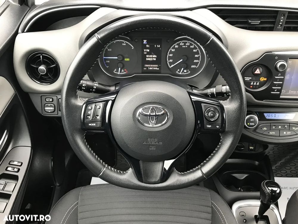 Toyota Yaris - 18