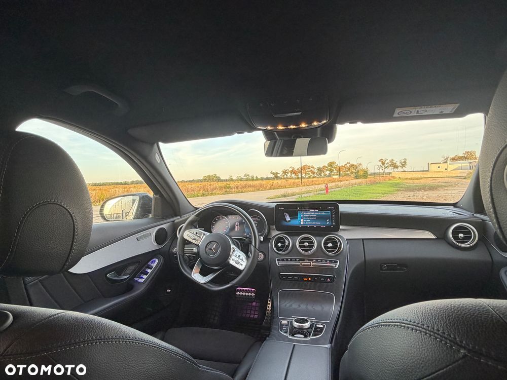 Mercedes-Benz Klasa C 220 d 4Matic 9G-TRONIC AMG Line - 11