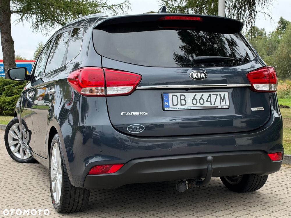 Kia Carens 1.7 CRDi 141 Dream Team Edition - 33