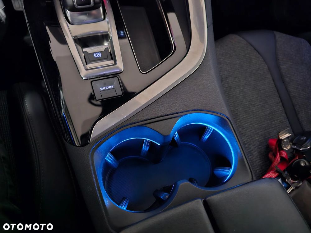 Peugeot 3008 1.5 BlueHDi Allure S&S EAT8 - 8