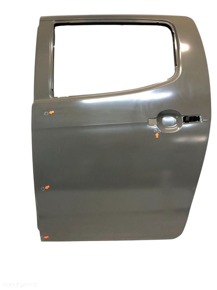 Isuzu D-MAX II RT-50 2012-2016 Drzwi tylne tył lewe