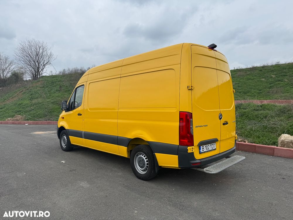 Mercedes-Benz Sprinter - 8