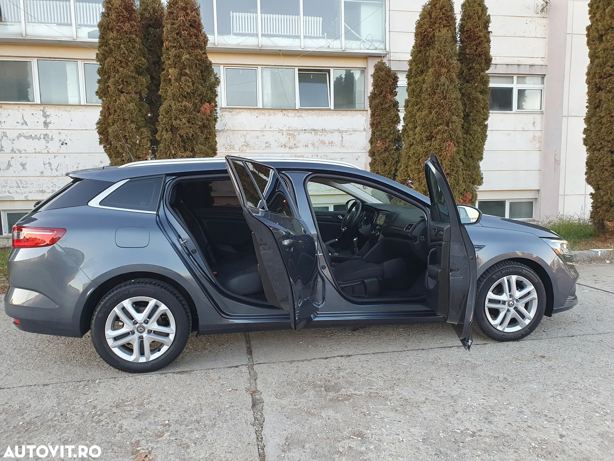 Renault Megane Estate Blue dCI Intens - 16