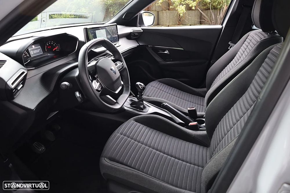 Peugeot 2008 1.2 PureTech Active - 42
