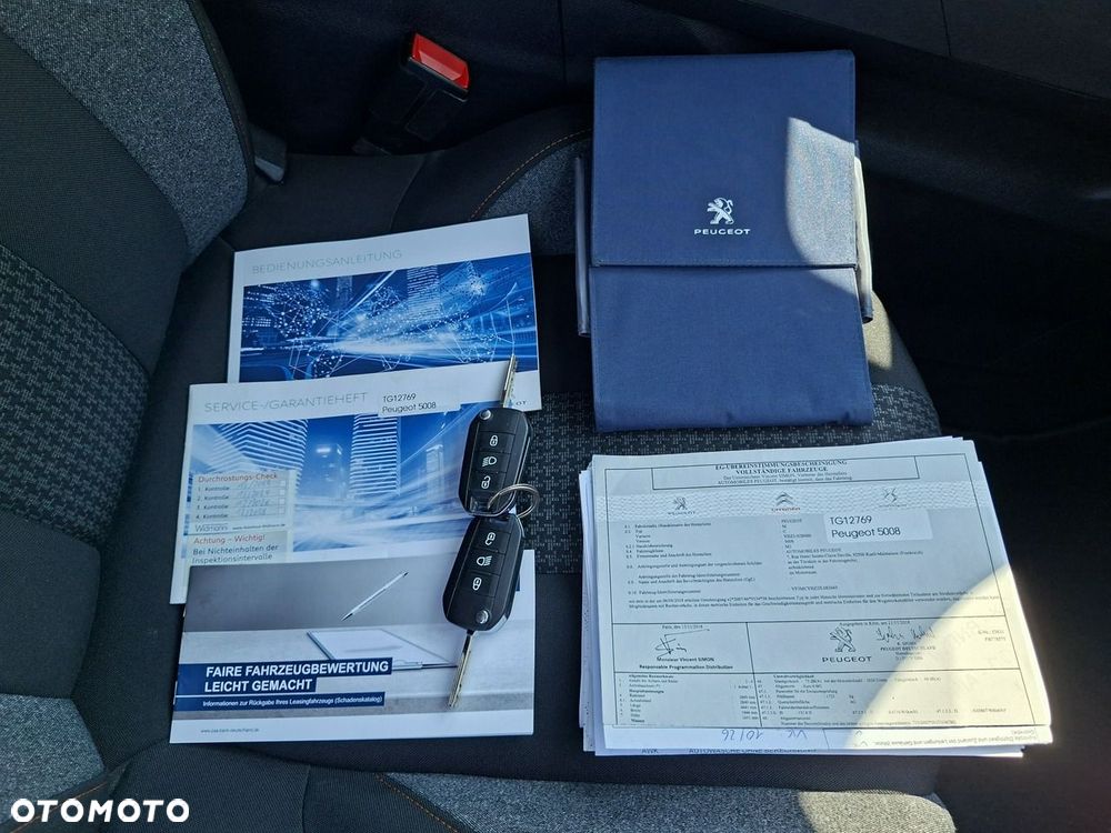 Peugeot 5008 1.5 BlueHDi Allure S&S - 29