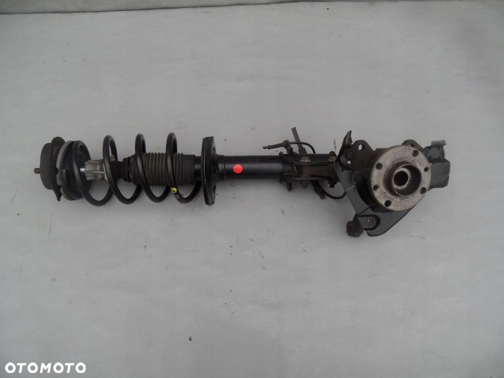 MCPERSON MCPHERSON ZWROTNICA PRAWY PRZÓD LANCIA MUSA FIAT IDEA 1.3D 1.9D - 1