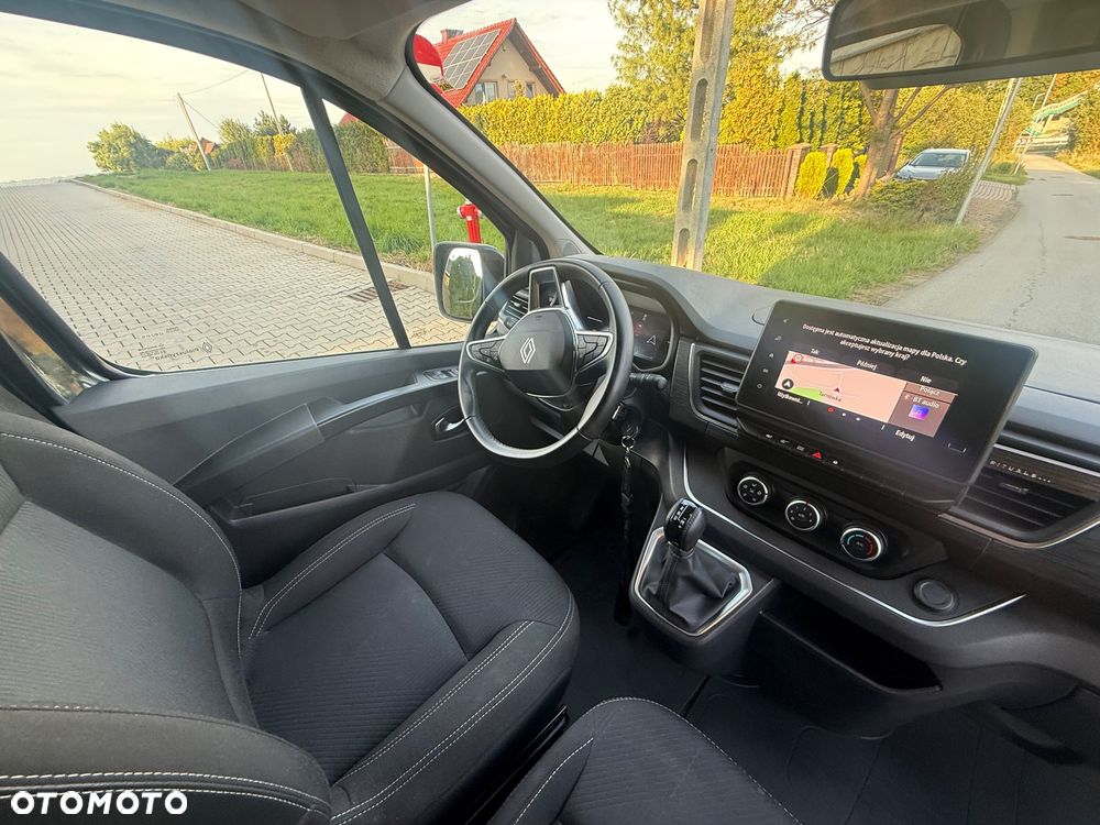 Renault Trafic - 18