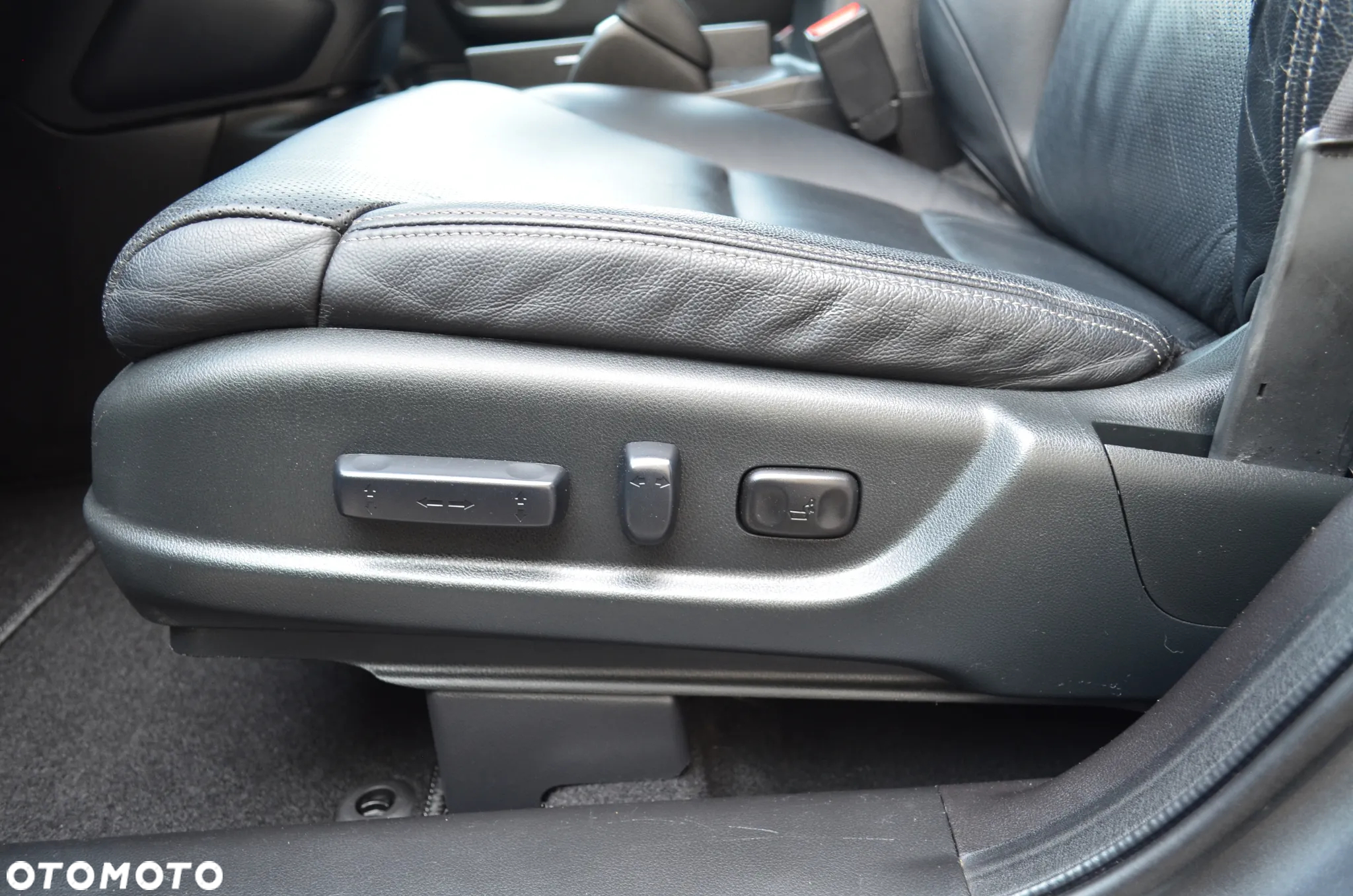 Honda CR-V 2.0i-VTEC 4WD Executive - 15