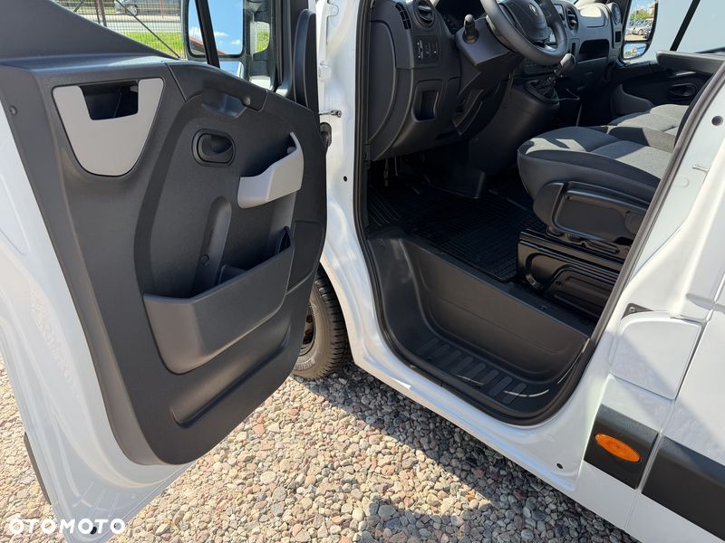 Renault MASTER MAXI L3H2 DOKA 7os. ORYGINAŁ CARPOL VAN MINIBUS Duża Ładowność 1205kg Zabudowa paki+ półki modułowe Bott, Trwały MOCNY SILNIK 2.3dCi 130KM Rozrząd na Łańcuchu! Zabudowa z wnęką na transport el. do 3700mm! Niski udokumentowany przebieg tylko 107tys.km SERWIS ASO RENAULT - 33
