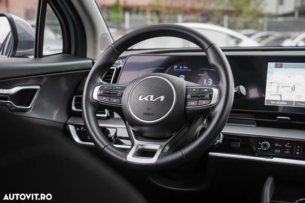 Kia Sportage 1.6 T-GDI HEV 6AT 4x2 Business Line - 16