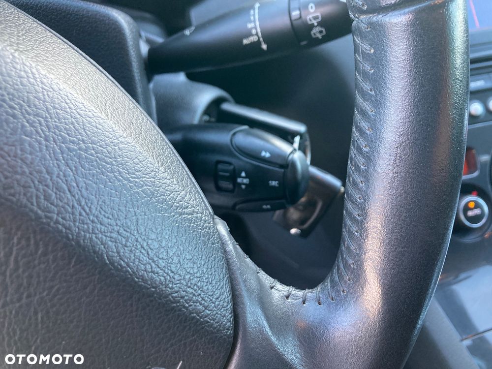 Peugeot 5008 1.6 THP Business Line - 25