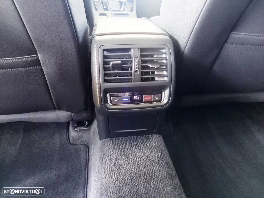 VW Arteon 2.0 TDI Elegance DSG - 40