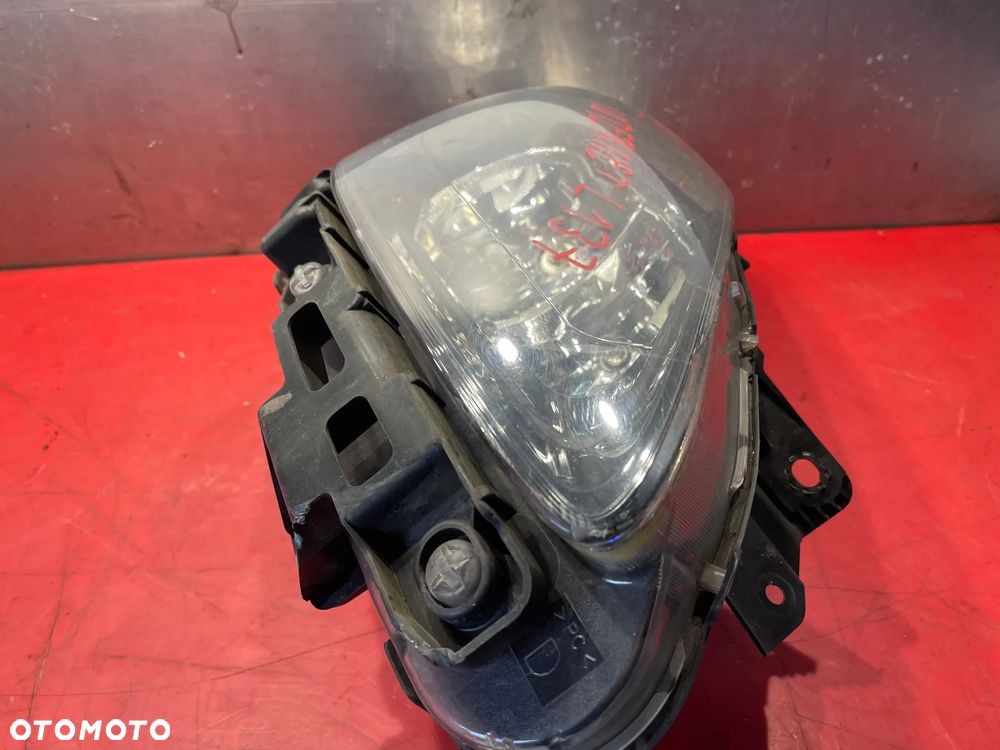 Lampa prawa prawy przód RENAULT CLIO III - 10