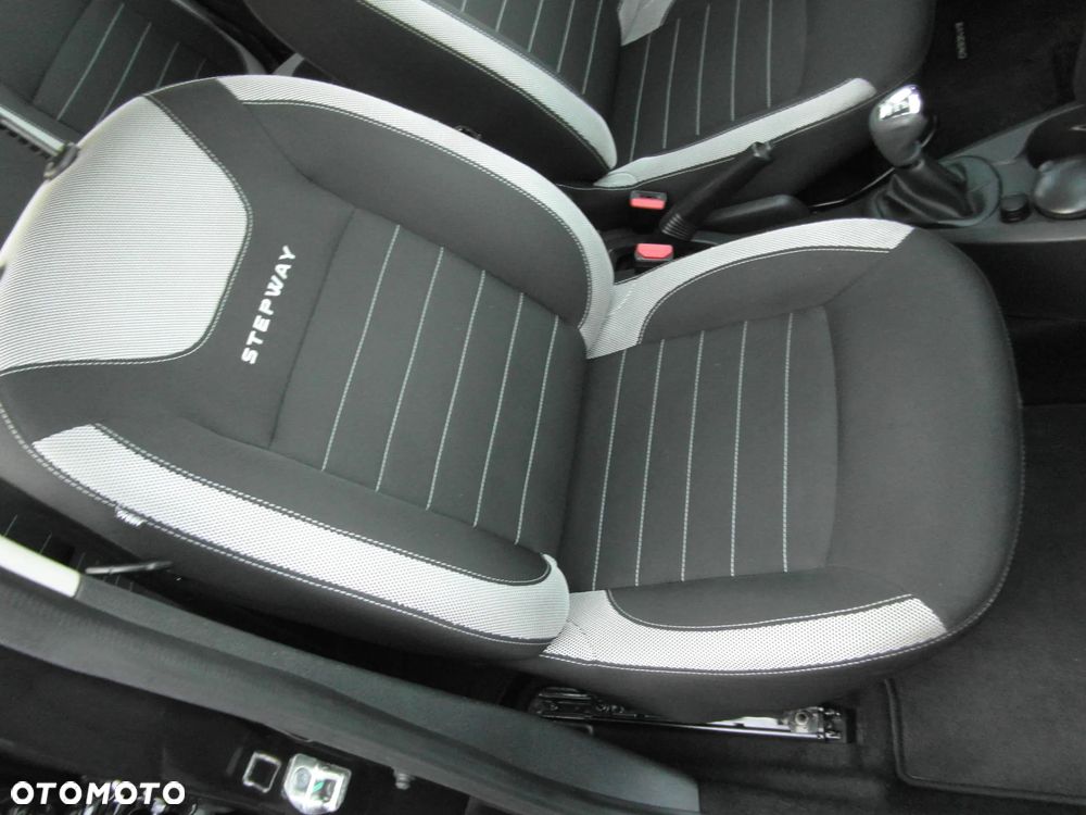 Dacia Sandero Stepway TCe 90 Easy-R S&S Celebration - 19