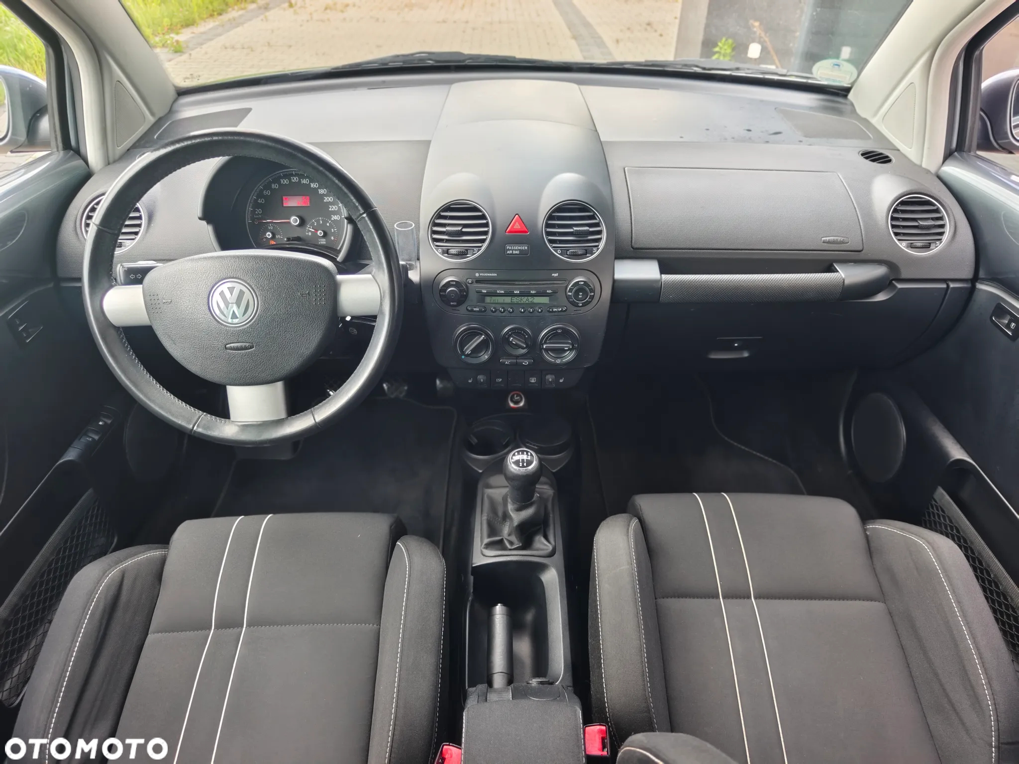 Volkswagen New Beetle 1.4 United - 8