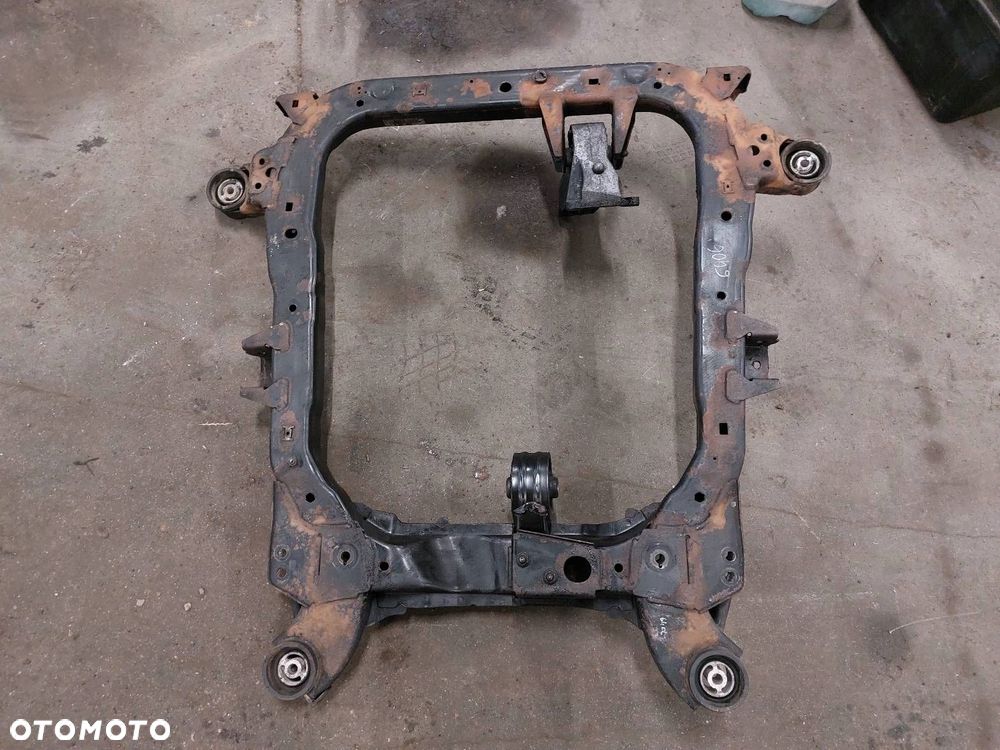 SANKI WÓZEK KOŁYSKA SILNIKA FIAT CROMA II 05-07r 1.9 JTD - 2