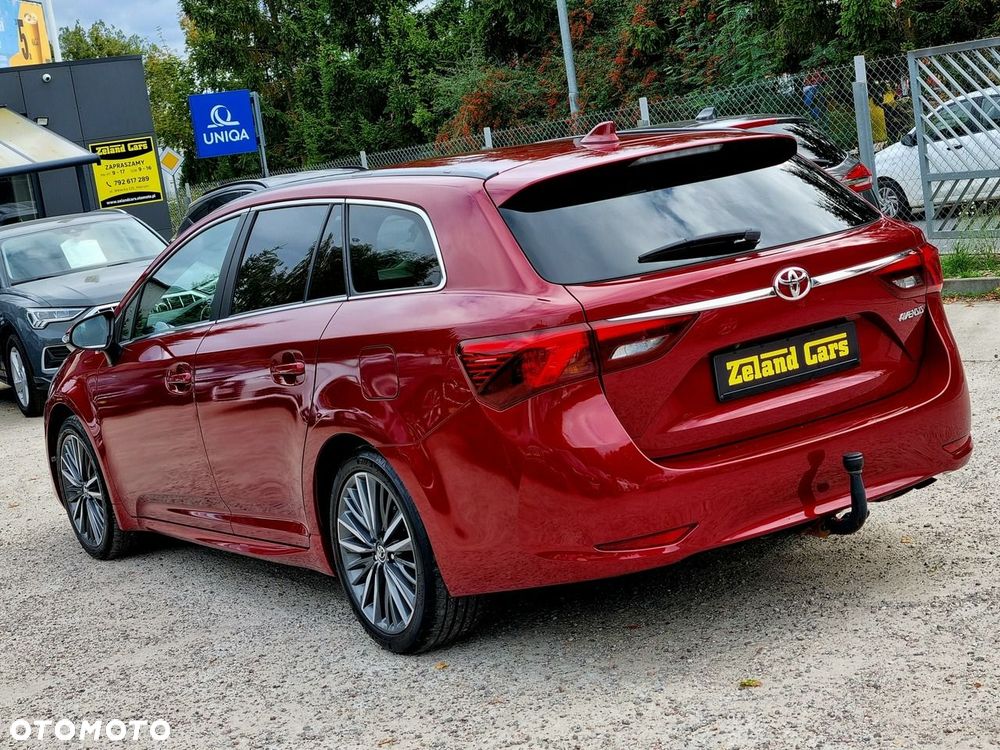 Toyota Avensis 1.8 Premium - 7