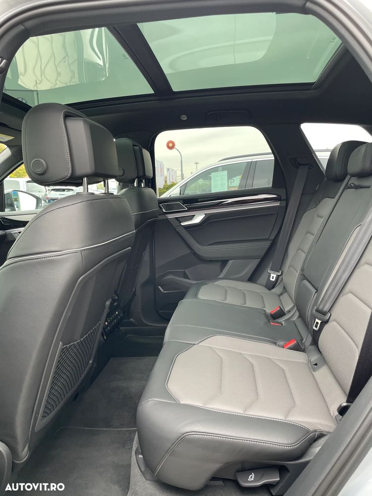 Volkswagen Touareg - 20