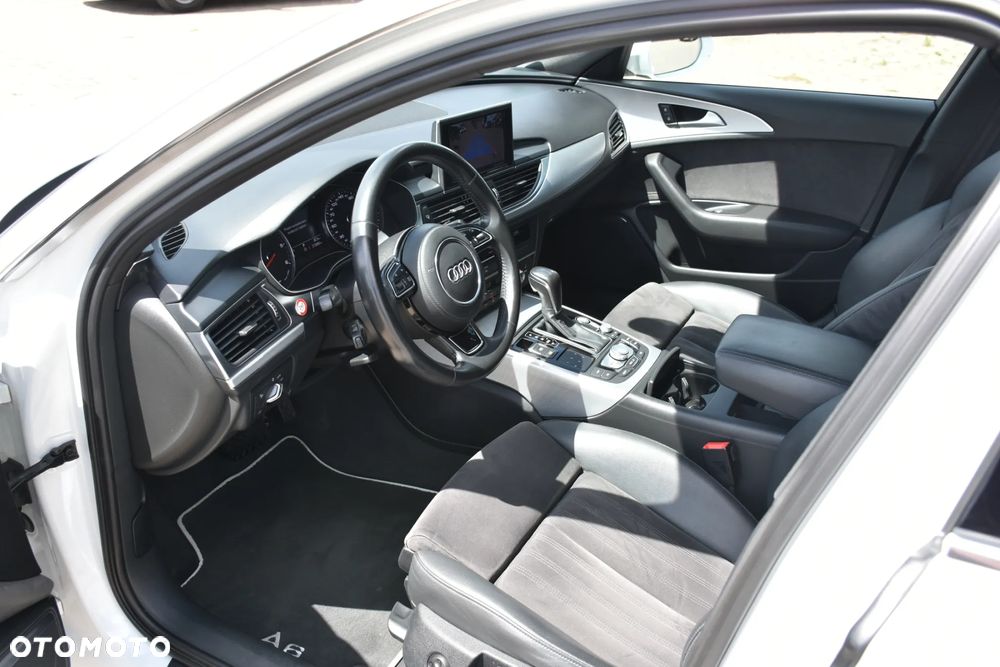 Audi A6 Avant 2.0 TDI Ultra S tronic - 10