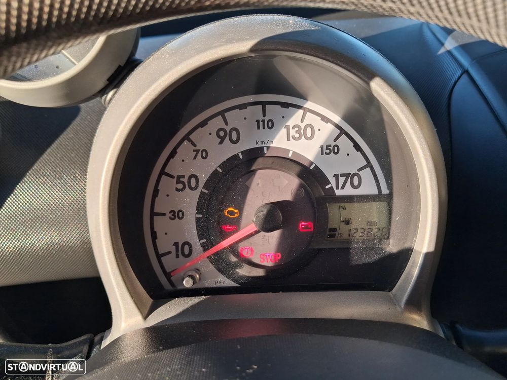 Citroën C1 1.0 Attraction - 14