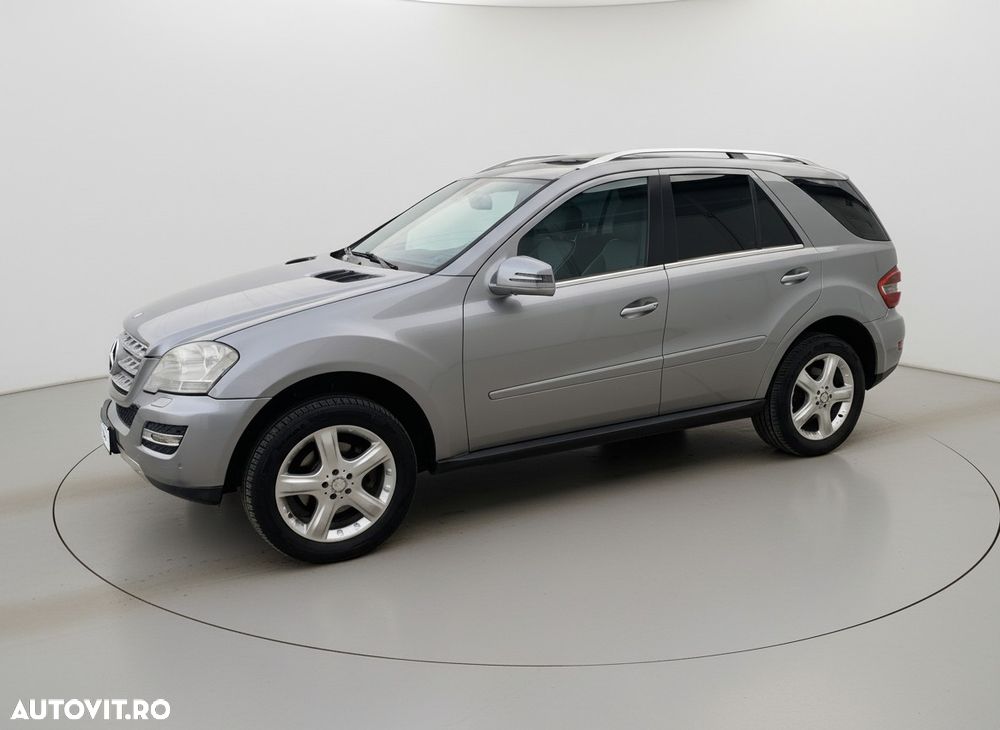 Mercedes-Benz ML 350 CDI 4Matic 7G-TRONIC DPF Grand Edition - 9