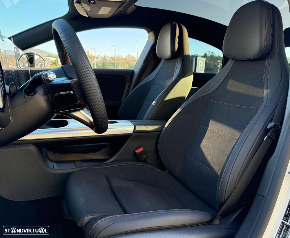 Mercedes-Benz CLA 250+ - 11