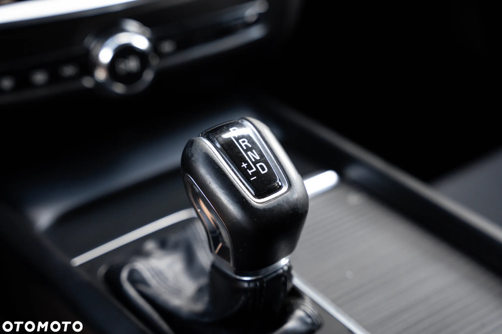 Volvo V60 D3 Geartronic Momentum - 23