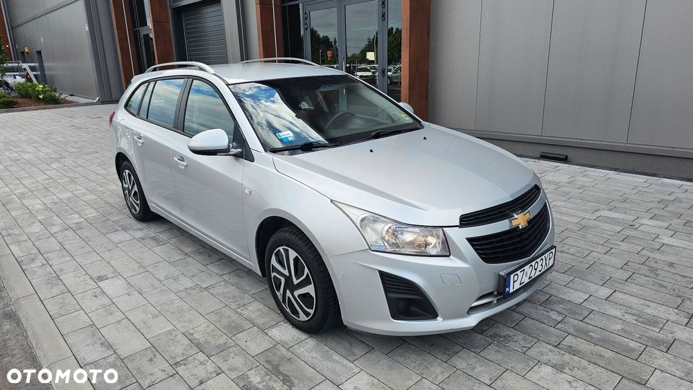 Chevrolet Cruze 1.6 LS - 1