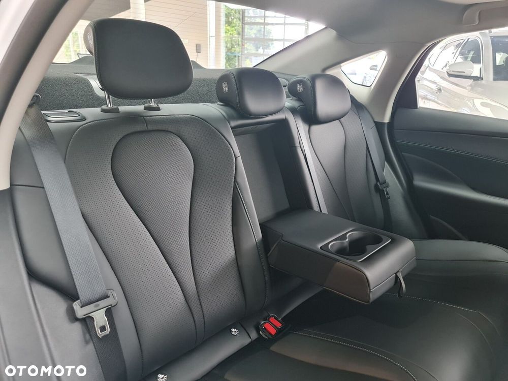BYD Inny - 12