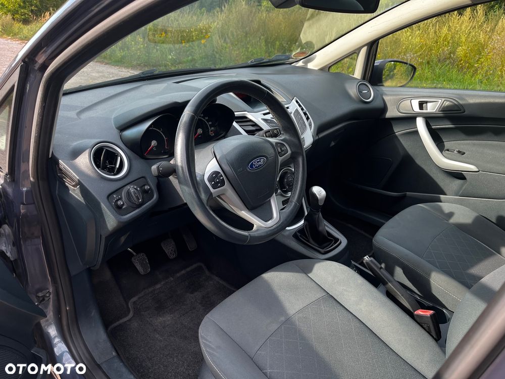 Ford Fiesta 1.25 Silver X (Trend) EU5 - 12